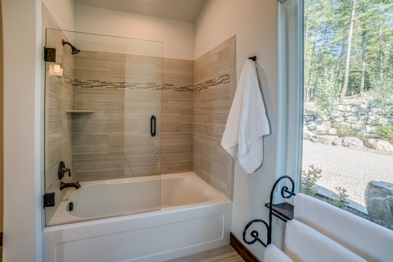 Shower & Tub Repair in Goulds